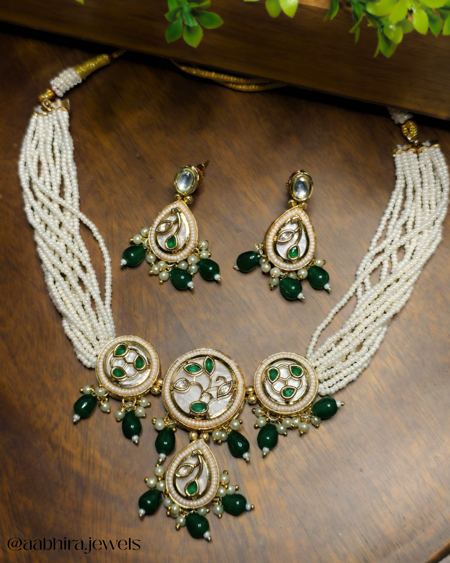 KUNDAN SETS