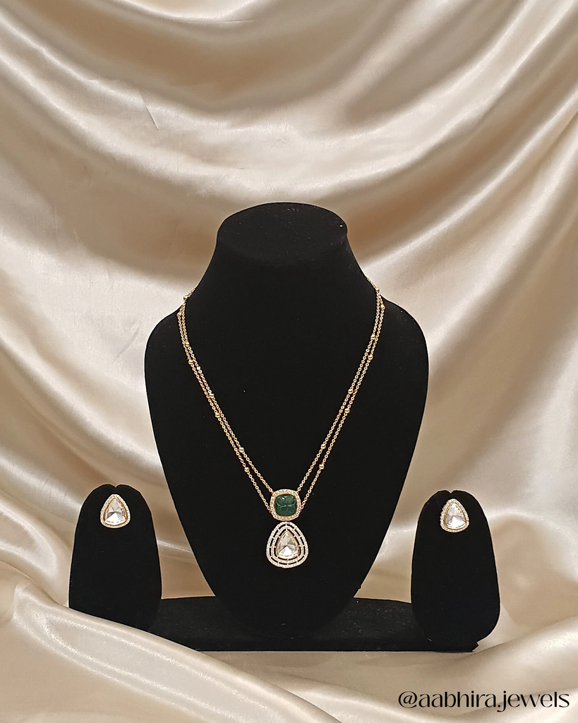 Vanya Pendant Set