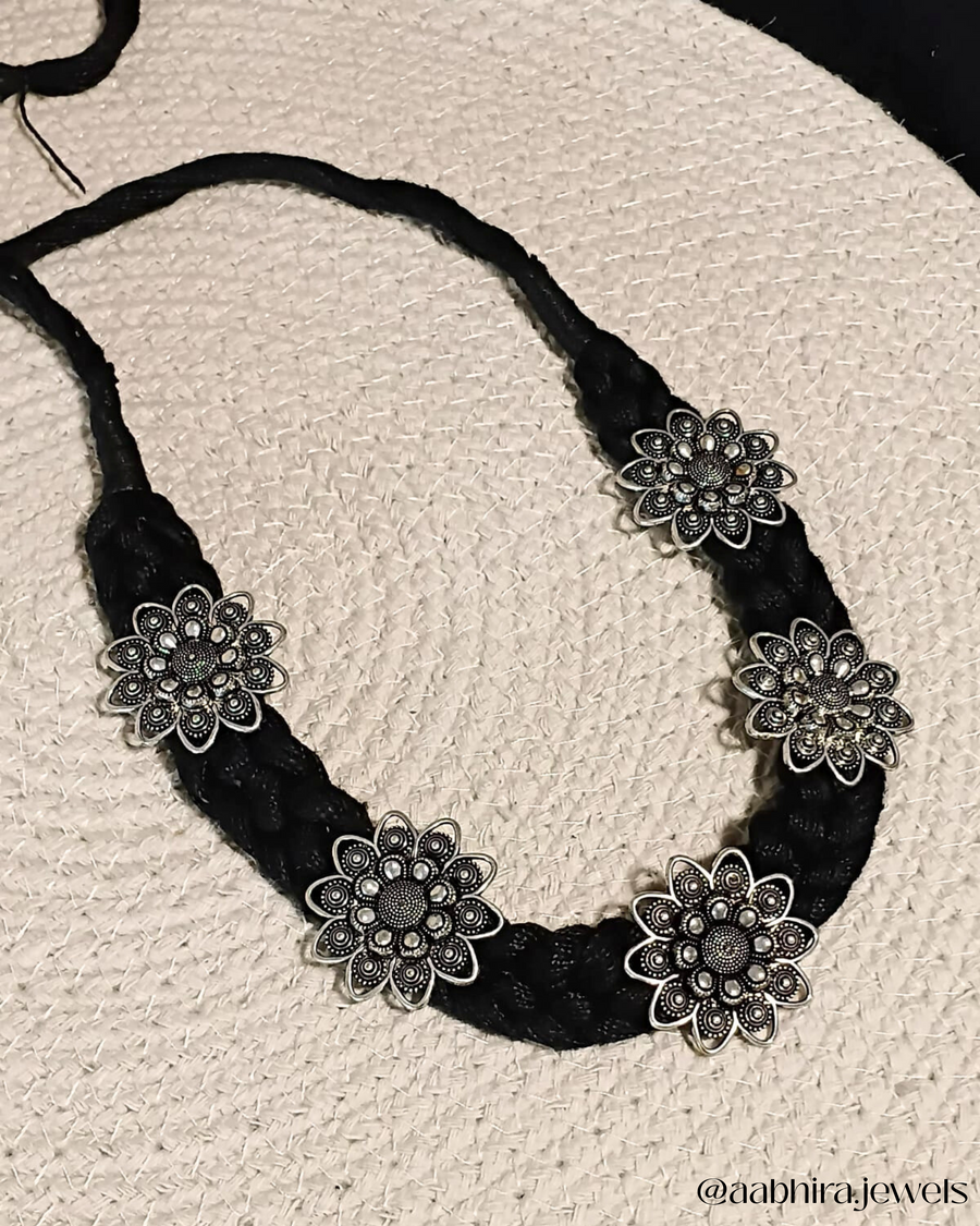 Nazaakat Necklace